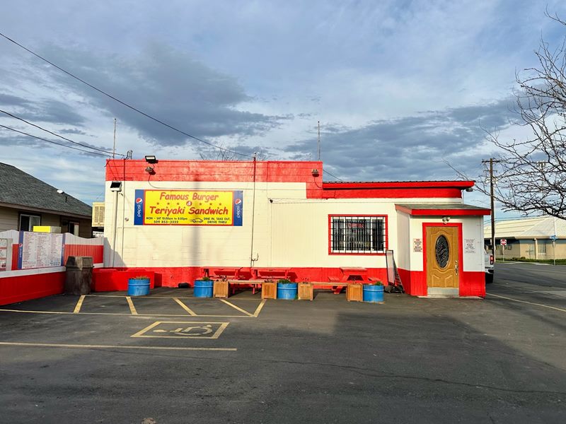Famous Burger & Teriyaki Sandwich exterior